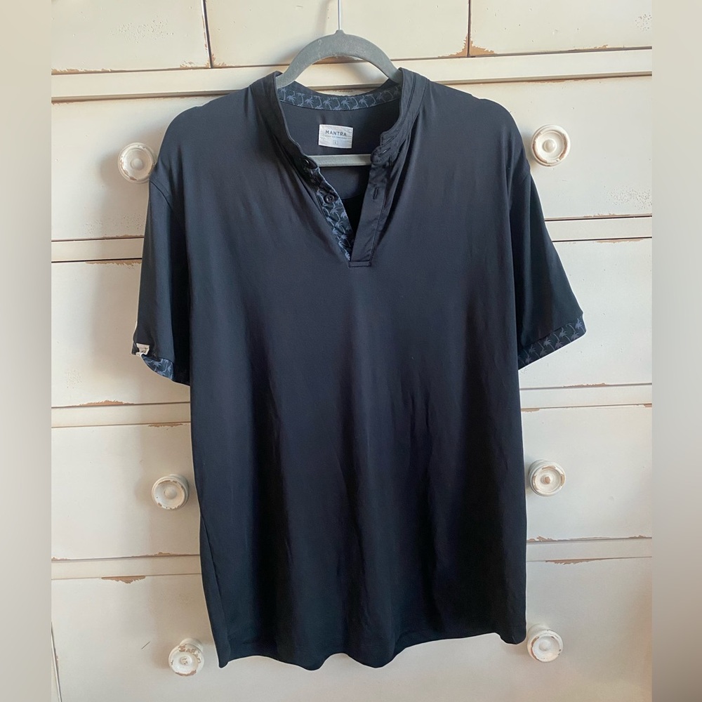 Mantra Black Catalyst Polo: Palm Contrast